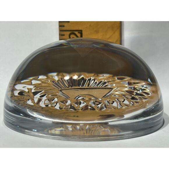 Gorgeous Vintage Owl Glass round Paperweight 1990's. Birds. Office.Home. - Picture 5 of 6